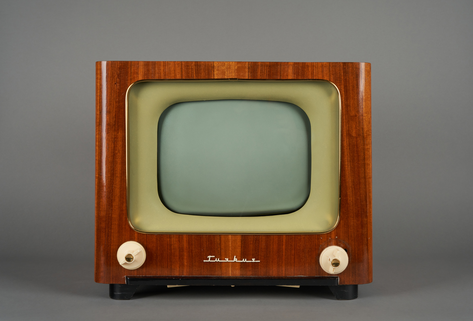 Telewizor Turkus z kolekcji Muzeum Inżynierii i Techniki w Krakowie