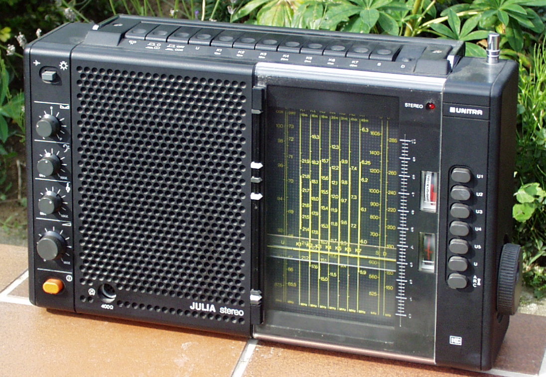 Radio Eltra Julia Stereo